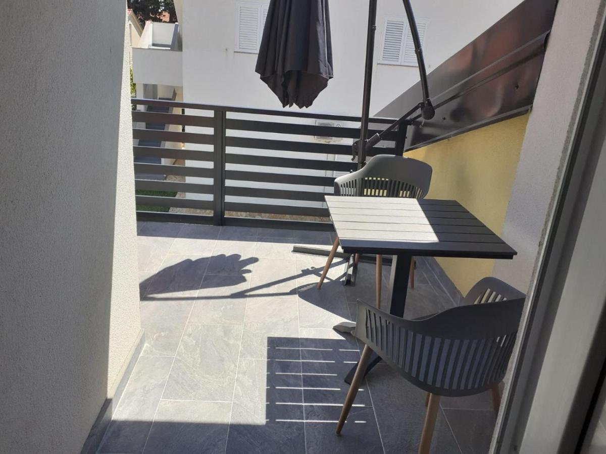 Pavel, Studio Apartman Privlaka  Kültér fotó