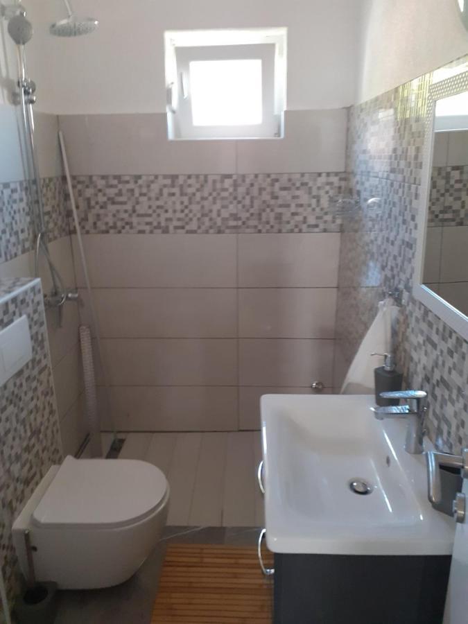 Pavel, Studio Apartman Privlaka  Kültér fotó